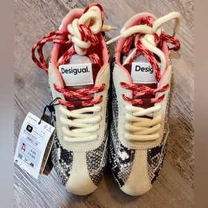 Desigual Leather Shoes/Sneakers Retro Snake Print Size US 7.5 EUR 38